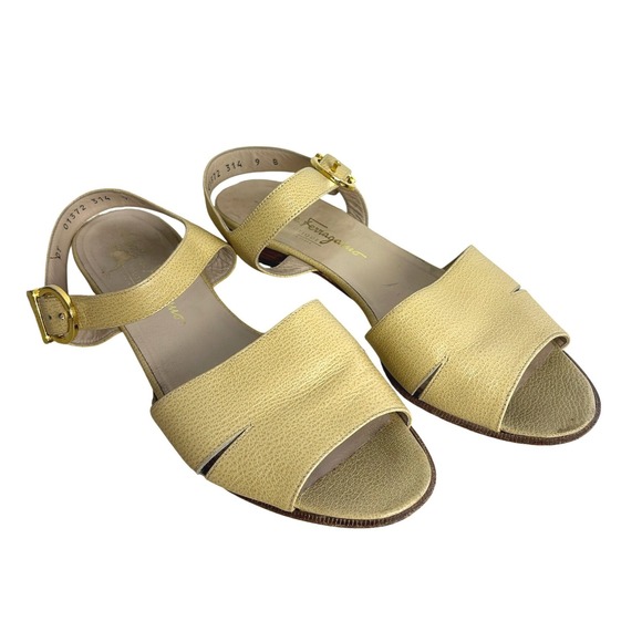 Salvatore Ferragamo Shoes - Salvatore Ferragamo Sandals Women 9 B Yellow Pebble Calf Flat Italian old money